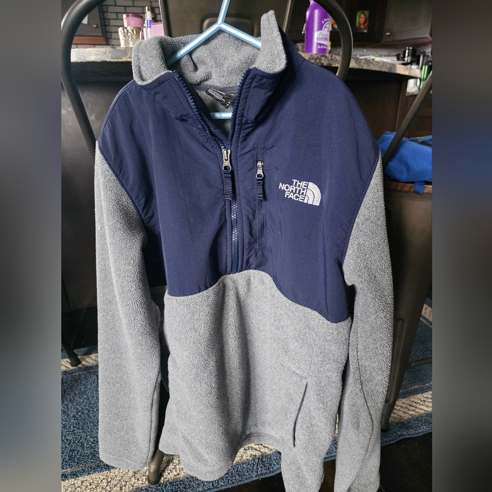 The North Face Men's Jacket Small EUC